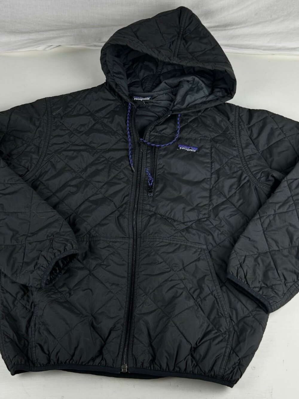 Patagonia Diamond Quilted Bomber Hoody Mens M Black Insulated Jacket